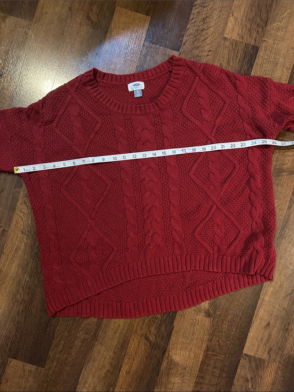 Sweaters - Picture 5 of 6